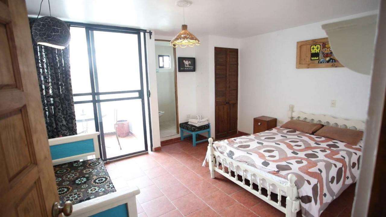 Hostal El Cascabel Чолула Екстериор снимка